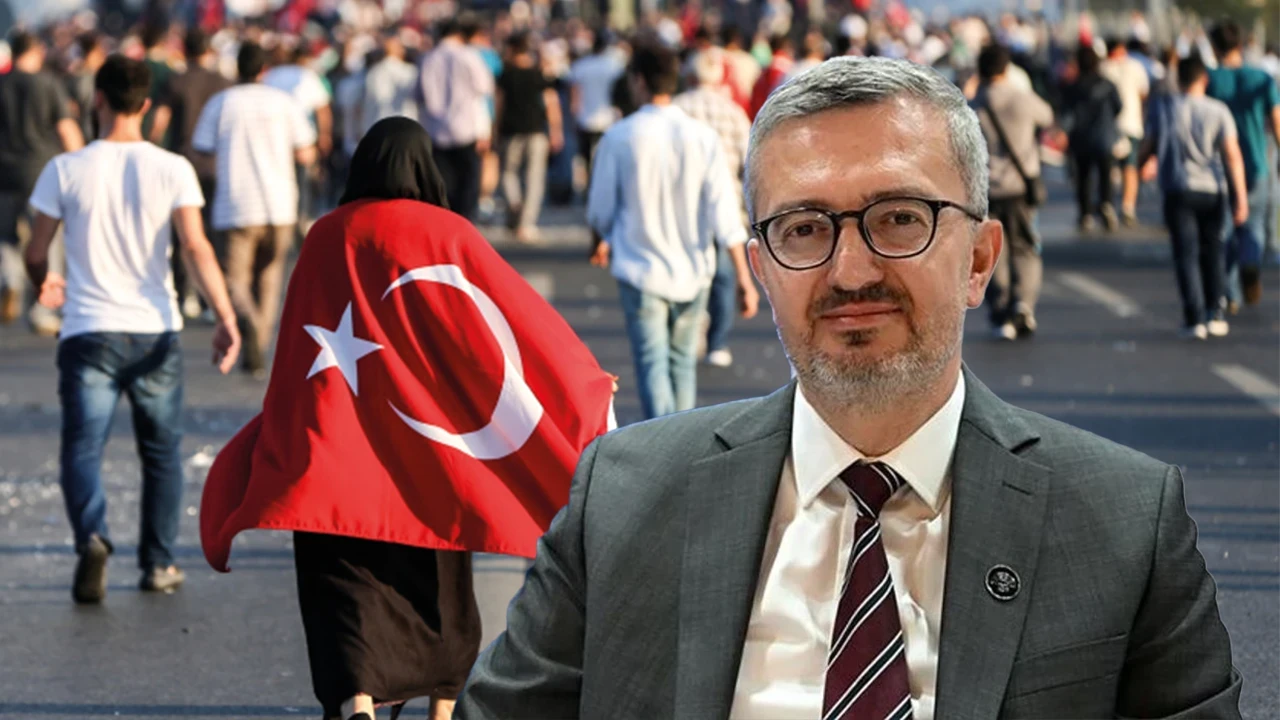 İletişim Başkanı Duran açıkladı! 15 Temmuz ruhu 10 yıl sonra her yerde: Slogan belli oldu!