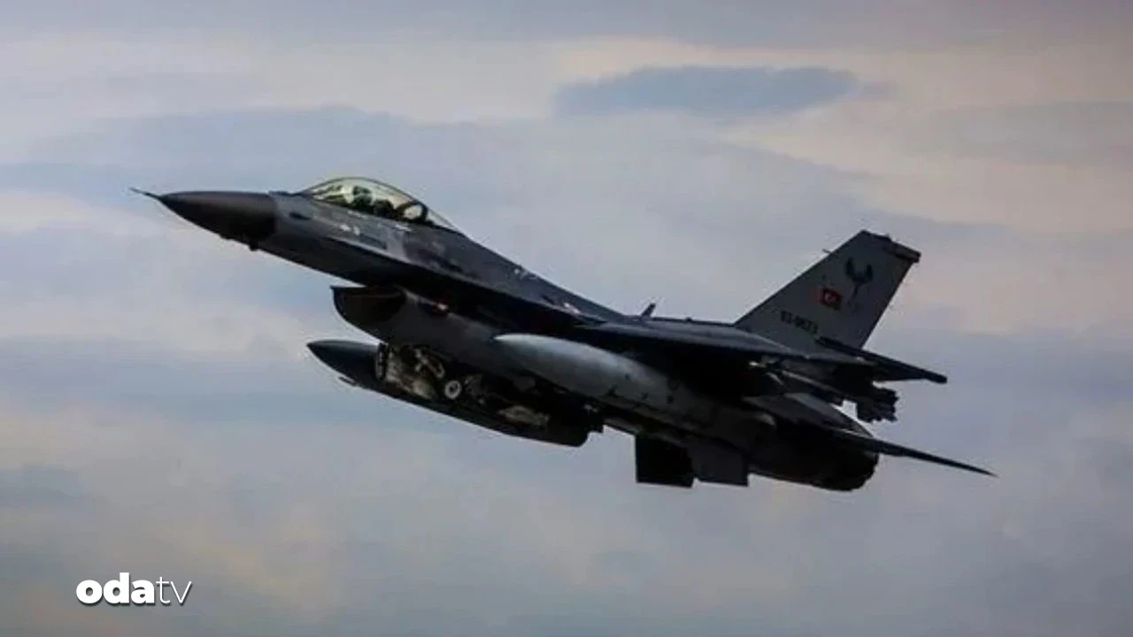 Uçak kaçırılma alarmı Türk F-16'lar havalandı