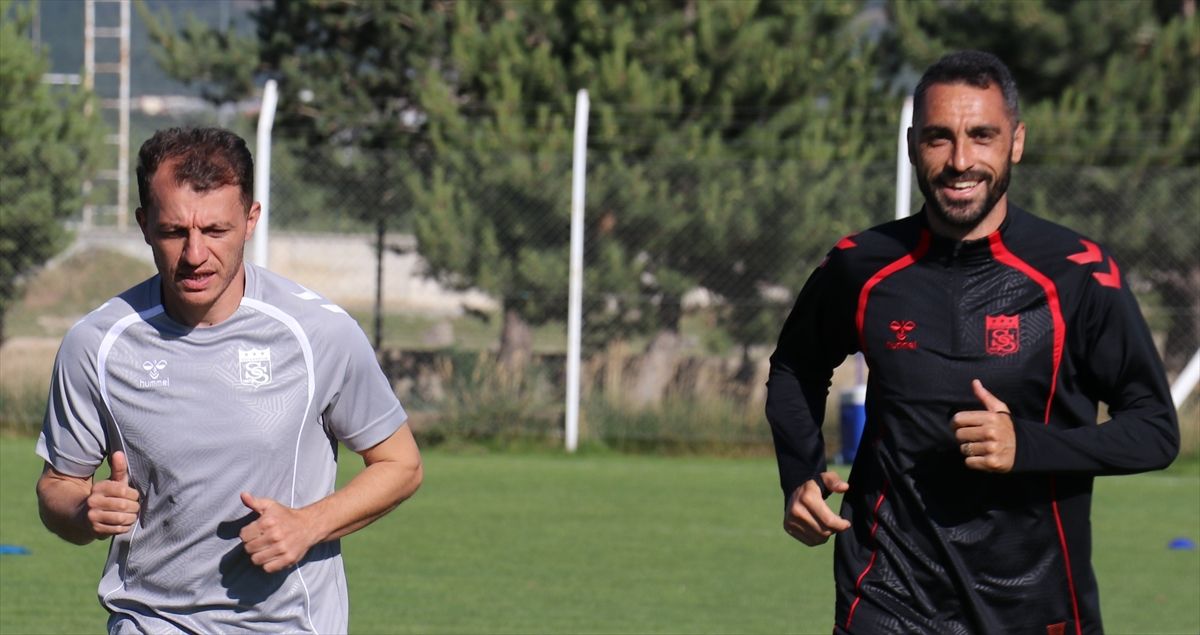 Sivasspor'un yardımcı antrenörü Ziya Erdal çok mutlu Açıklaması