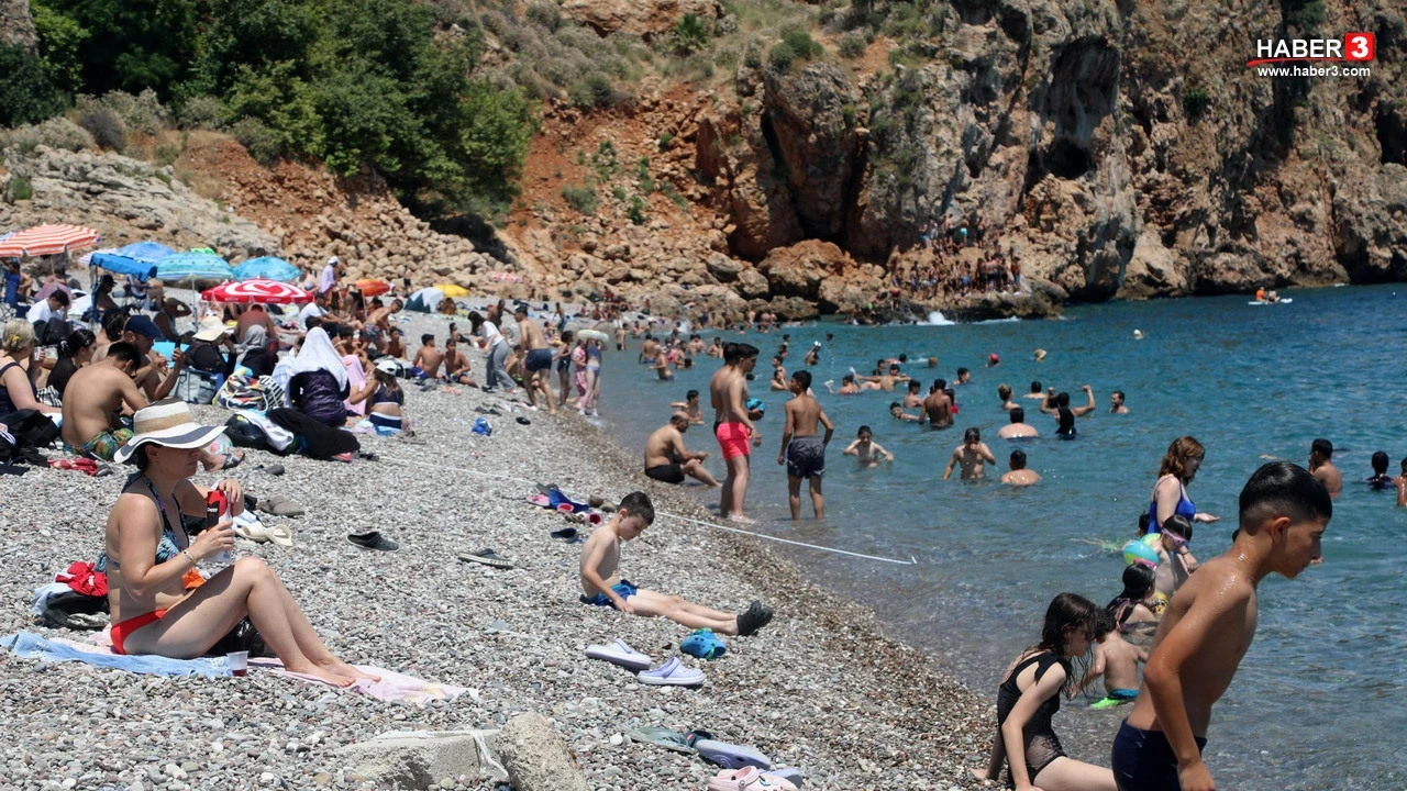 2026 yılı turizm verileri acı gerçeği ortaya koydu: Yerli turist yine akraba evindeydi