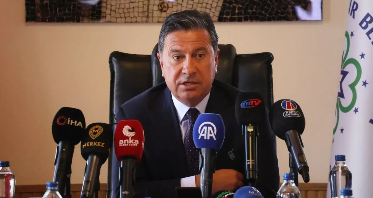 CHP’li belediye başkanı 'AKP’ye geçecek' iddiasını yalanladı