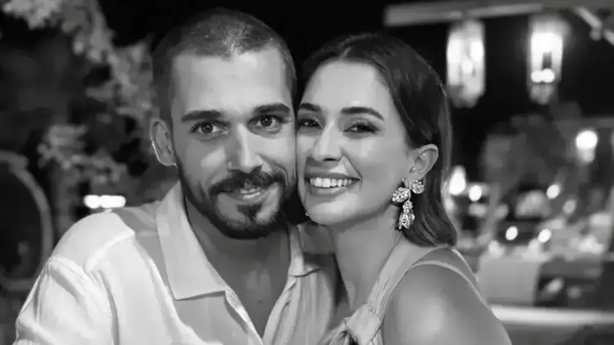 Buse Terim Aşkının Perde Arkasını Anlattı: İLK ANDA GÖZÜME ÇARPTI!