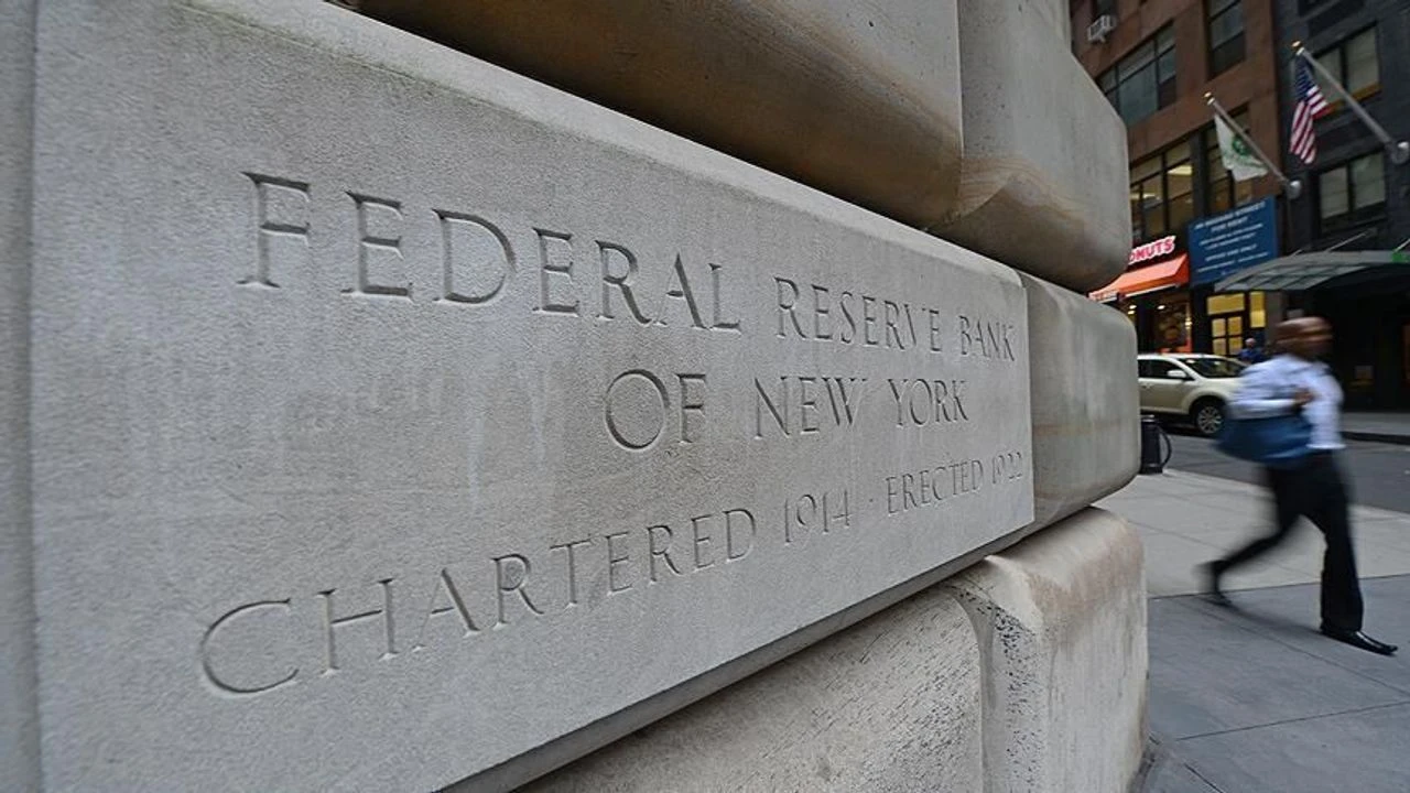 Fed büyük bankaların merakla beklenen stres testi için tarih verdi