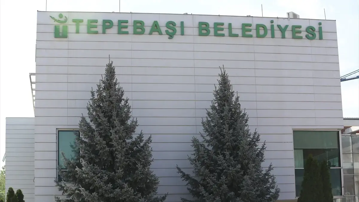AK Parti MKYK Üyesi Hatipoğlu'ndan Tepebaşı Belediye Meclisi'nde yaşananlara ilişkin açıklama