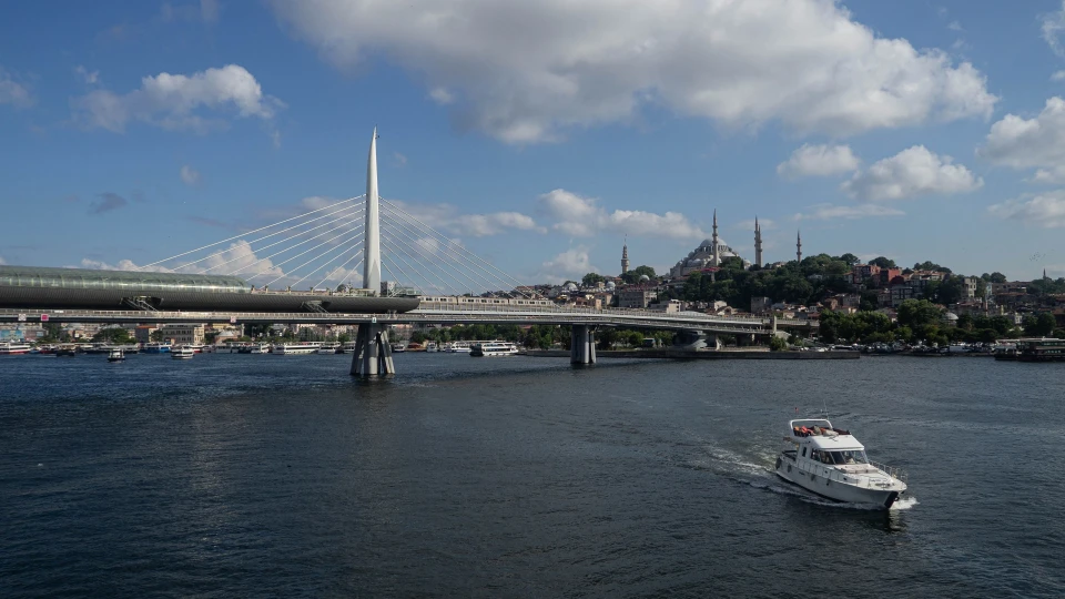 Haliç Metro Köprüsü: Türkiye'nin ilk metro köprüsünün hikâyesi