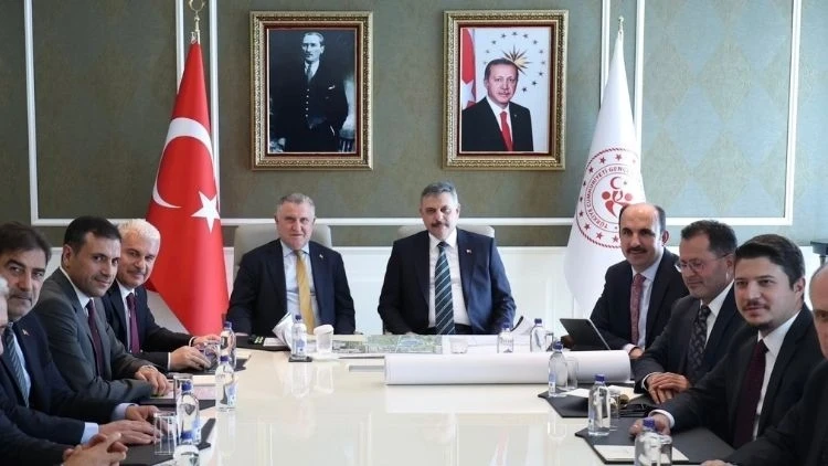 Bakan Bak, İçişleri Bakanı Çiftçi ile bir araya geldi