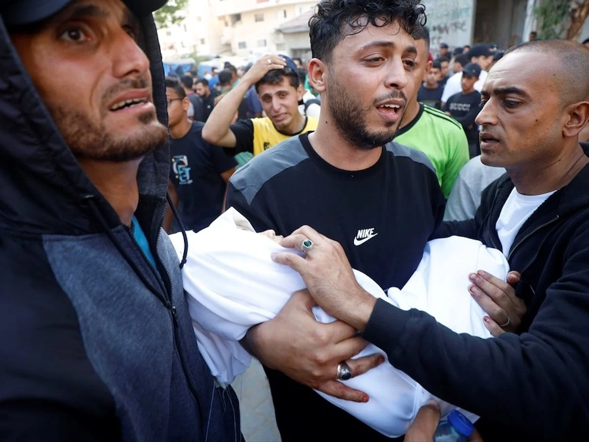 İsrail, Gazze’de yerinden edilen sivilleri vurdu: 6 ölü, 15 yaralı