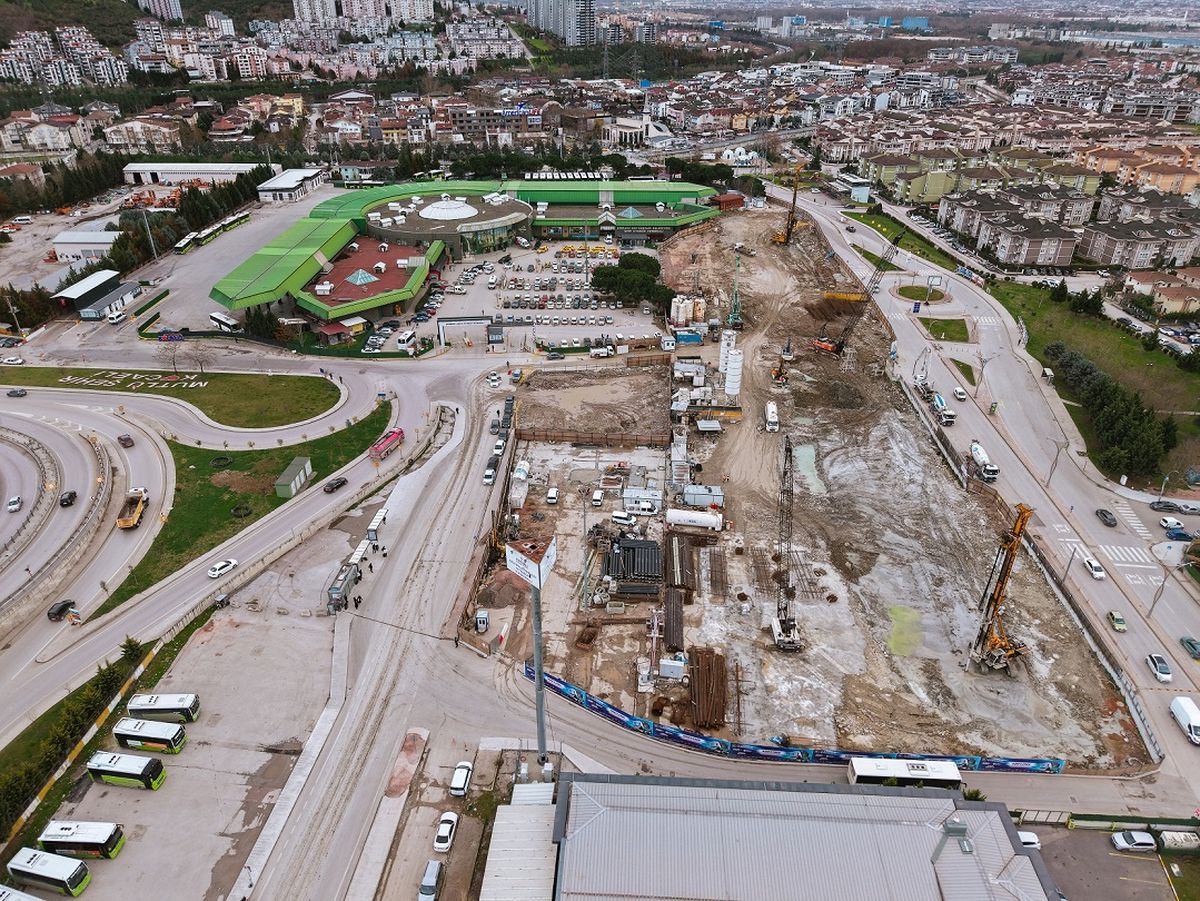 Kocaeli'de 'Körfezray Metro Projesi'nin çalışmaları devam ediyor