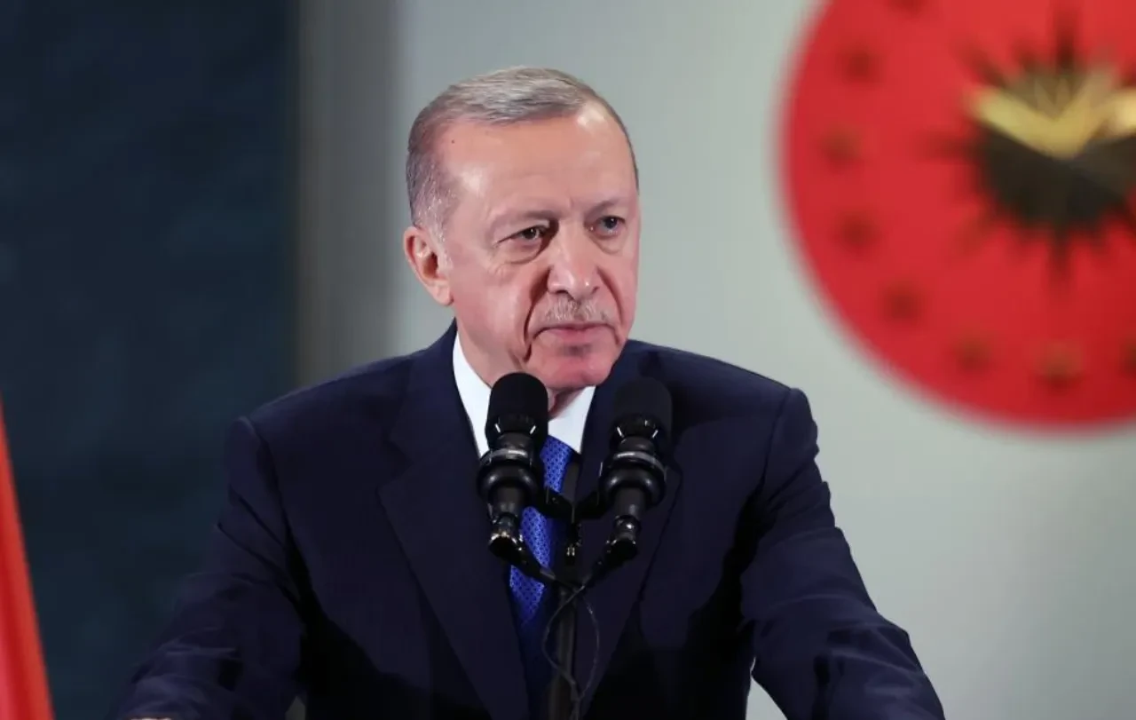Cumhurbaşkanı Erdoğan'dan şehit polis Tayfun Baş için başsağlığı mesajı