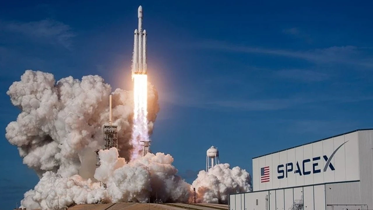 SpaceX borsaya hızlı başladı: İlk haftada yüzde 37 yükseldi