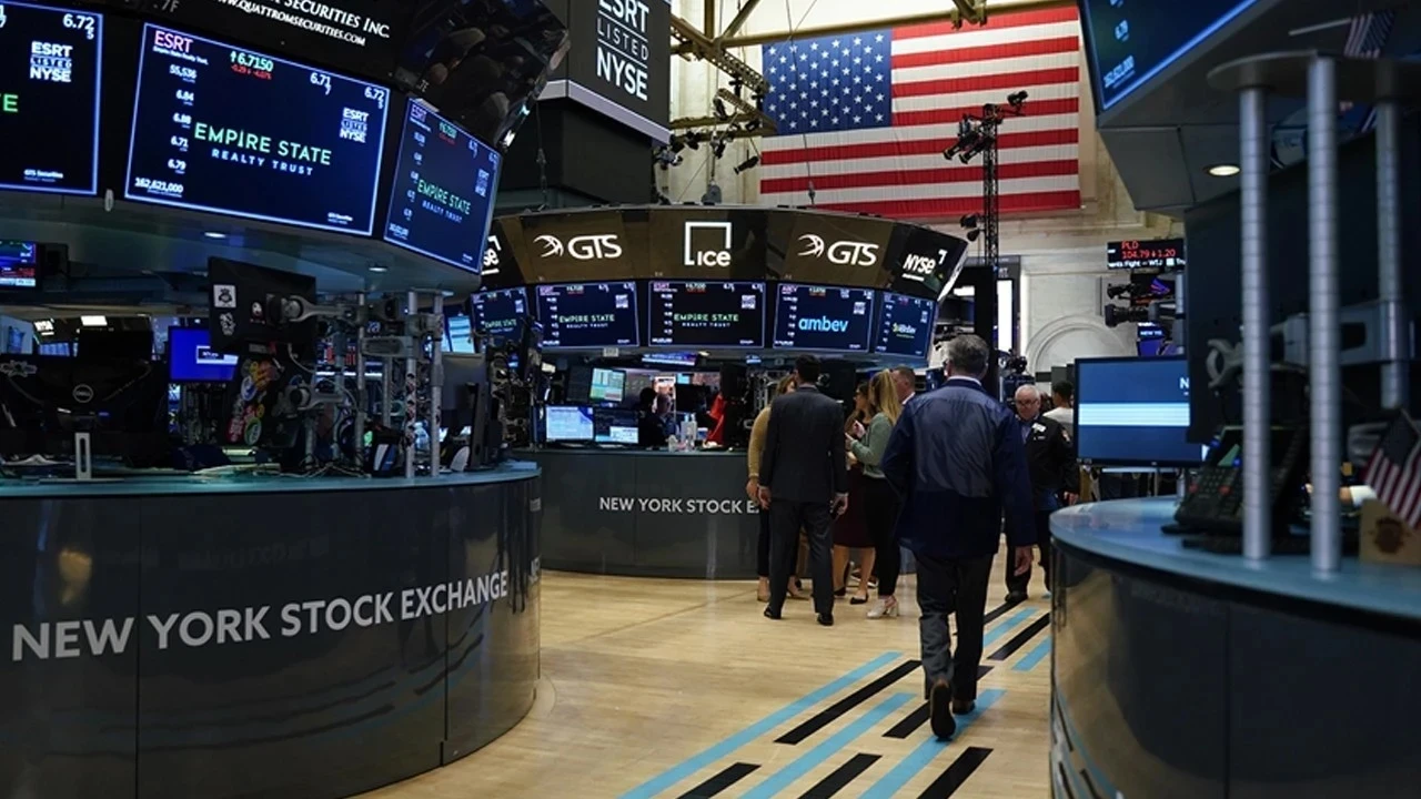 ABD-İran gerilimi yumuşadı, Wall Street coştu: New York borsası yükselişle açıldı