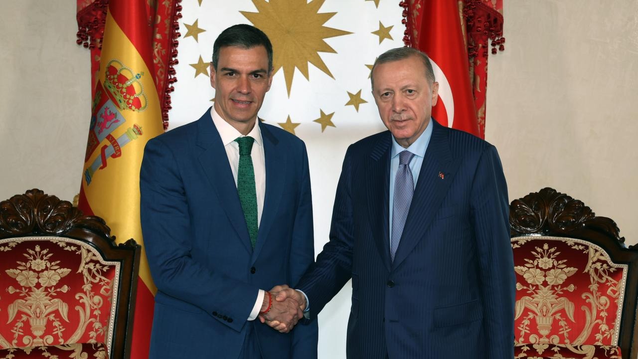 Erdoğan Sanchez ile görüştü
