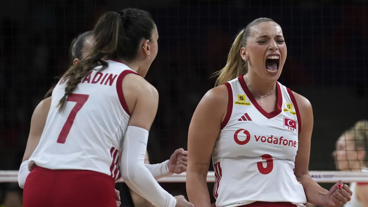 Filenin Sultanları 3'te üç yaptı! Almanya'yı karar setinde yıktı...