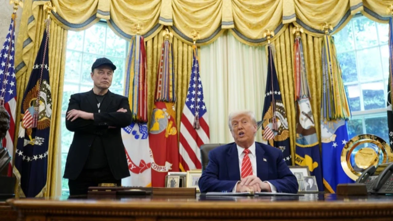 Trump, trilyoner olunca Elon Musk'la küslüğü unuttu: Gözü hisselerinde