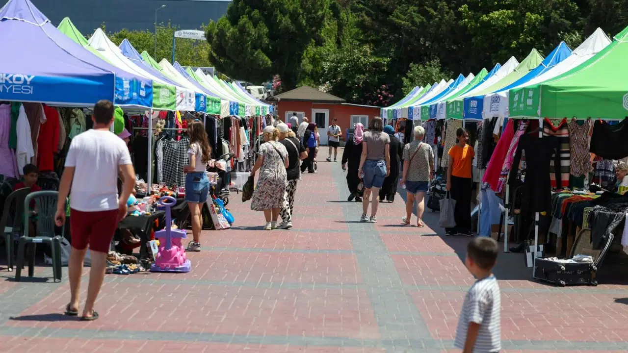 Bakırköy'de düzenlenen '2. YenidenFest'e yoğun ilgi