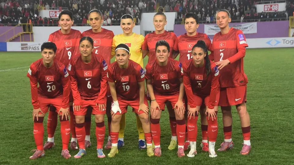A Milli Kadın Futbol Takımı, yarın Kuzey İrlanda'yı konuk edecek
