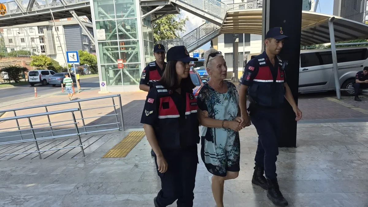 Antalya'da haşemalı çocuğun havuza girmesine engel olan Rus yönetici tutuklandı