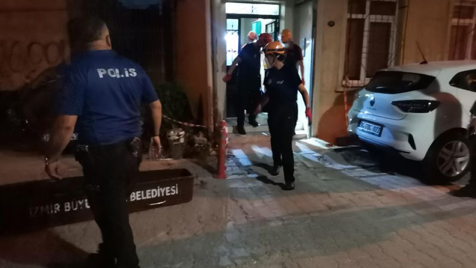 İzmir'de evde çıkan yangında 1 kişi öldü!