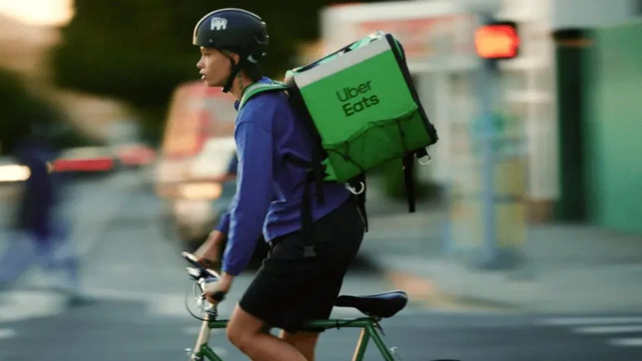 Anlaşma sağlandı: Uber, Delivery Hero'yu satın alıyor