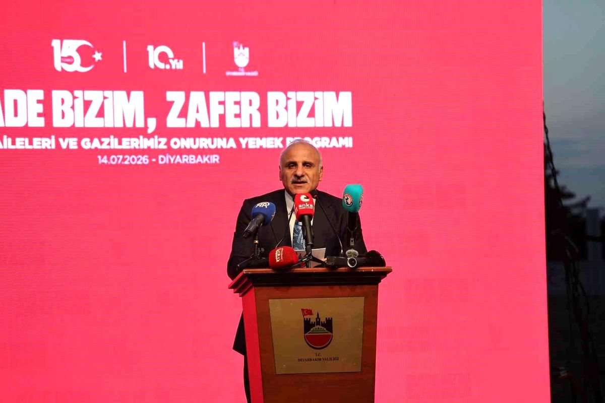 Diyarbakır'da 15 Temmuz Şehit Aileleri ve Gaziler Onuruna Yemek Programı Düzenlendi
