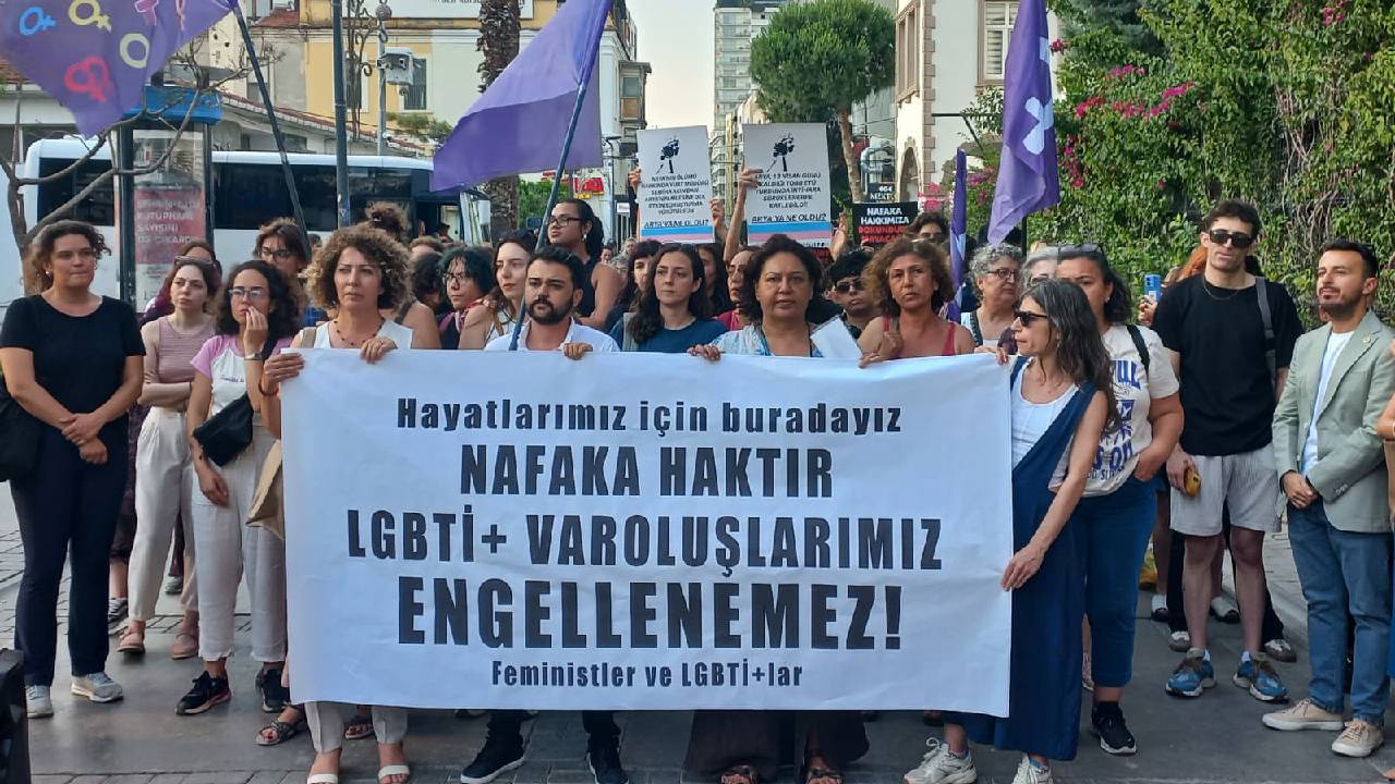 Feministler ve LGBTİ+’lar İzmir'de sokağa çıktı!