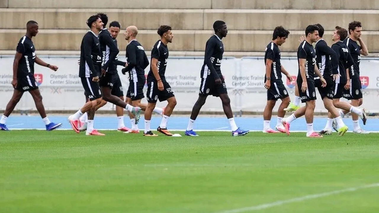 Beşiktaş Slovakya kampını iki maçla tamamlayacak