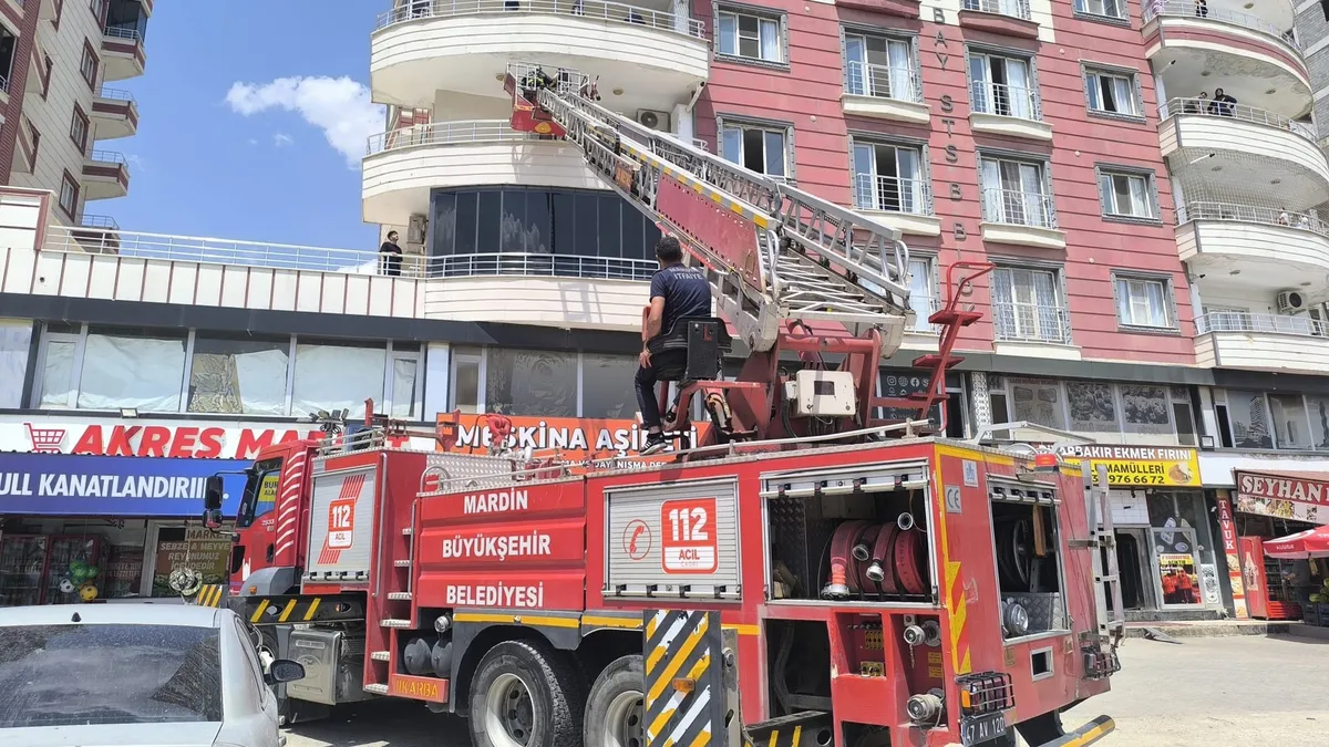 Mardin'de apartman yangını: 3'ü çocuk 7 kişi hastanelik oldu