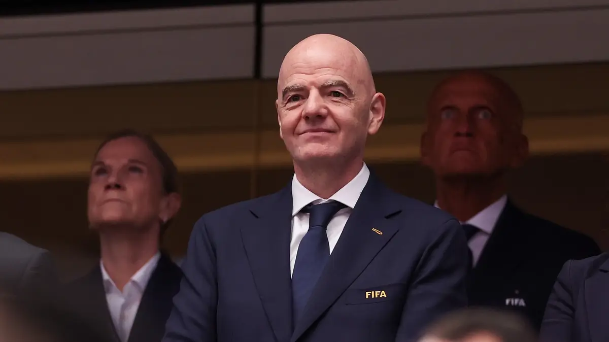 Infantino'dan şok edecek gelişme! Dünya futbolu bu gelişmeyle sarsıldı...