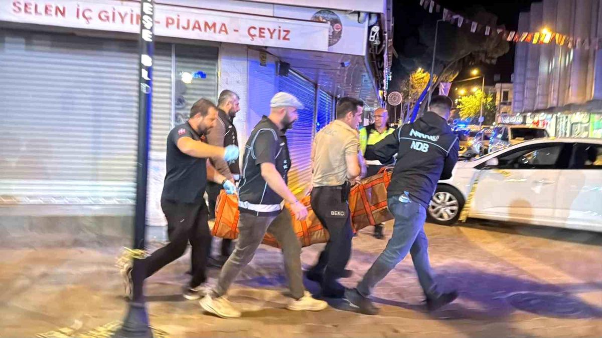 KADES ihbarına giden polise ateş açıldı: Eşini ve polisi yaralayan şahıs intihar etti