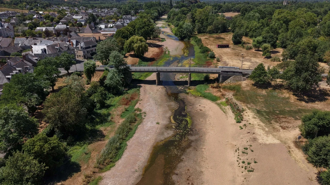 Fransa'da derelerin yüzde 25'i kuruduğu bildirildi