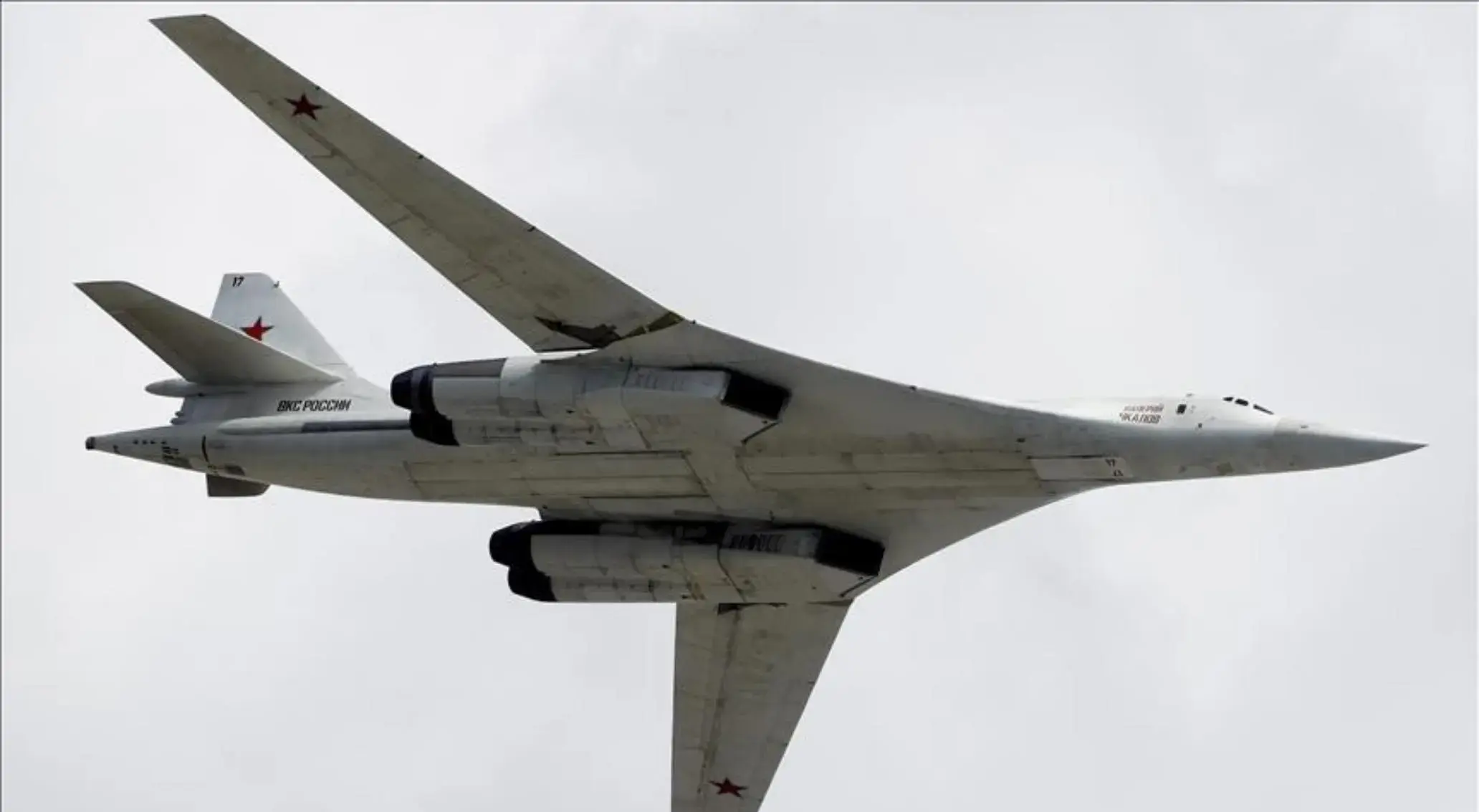 'Beyaz Kuğu'dan 16 saatlik tehlikeli uçuş! Dünyanın en büyük bombardıman uçağı