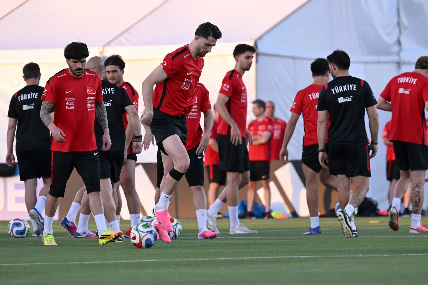 A Milli Futbol Takımı Avustralya maçına hazırlanıyor