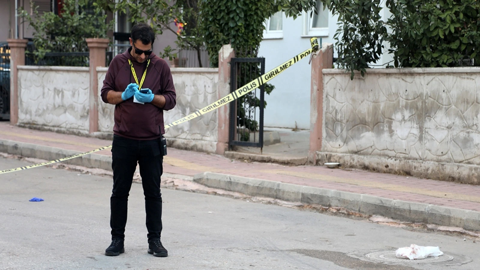 Pompalı tüfekle vurup özür diledi: Para için adam öldürmem