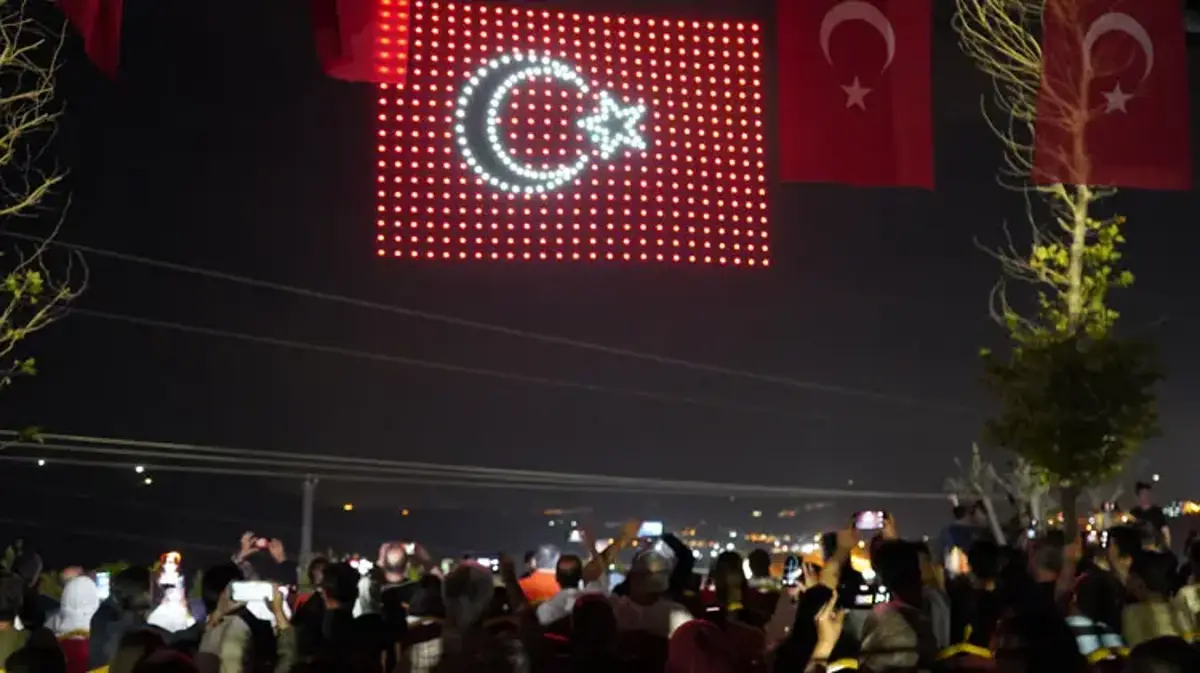 Hz. Nuh’u Anma Merasimi’nde Şırnak’ta ışıklı dron gösterisi