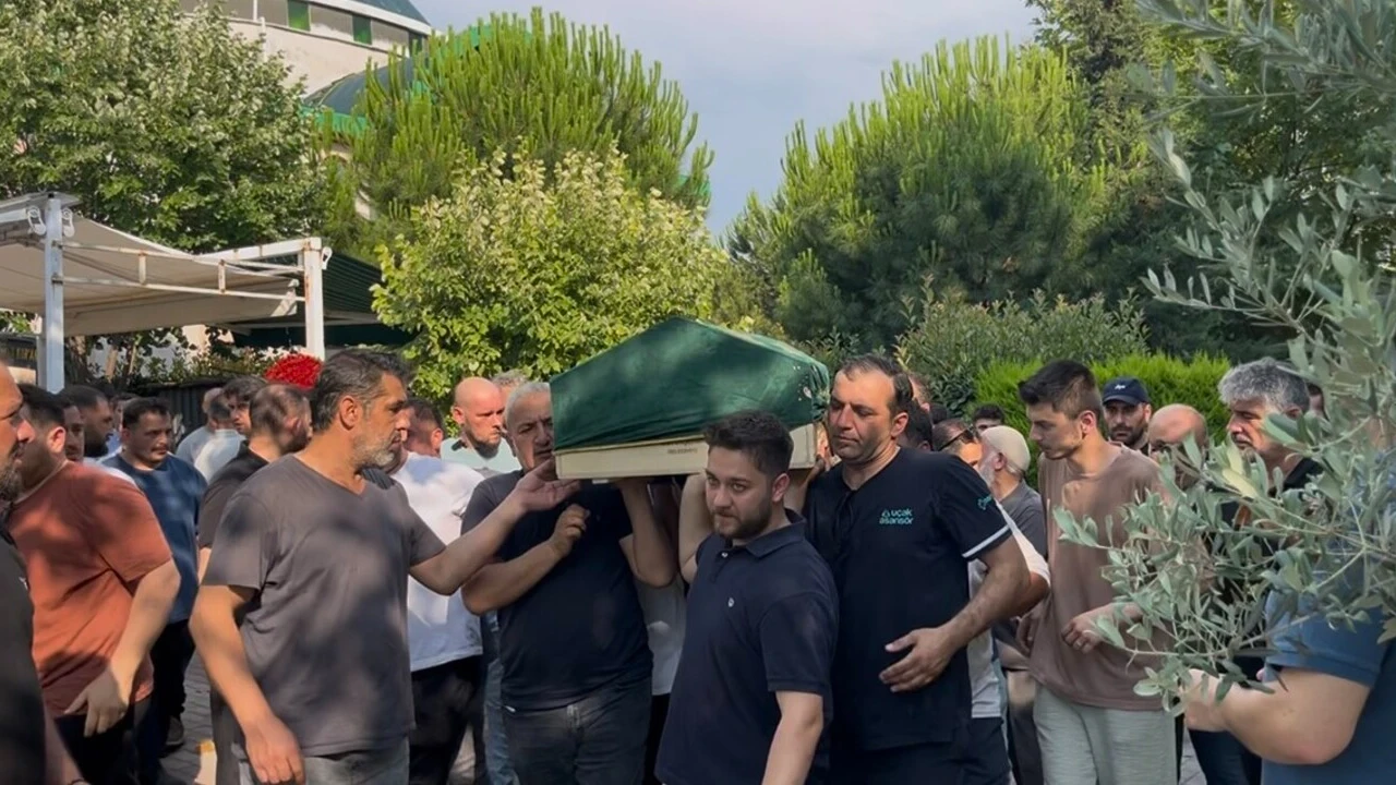 10 gün önce evlenmişti...Kazazedelere yardım etmek isterken akıma kapıldı