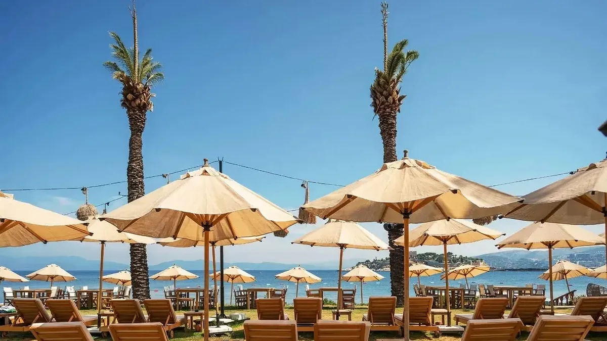 Kuşadası’da ‘Beach Club’da dehşet: İki çocuğu bıçaklayıp kayıplara karıştı