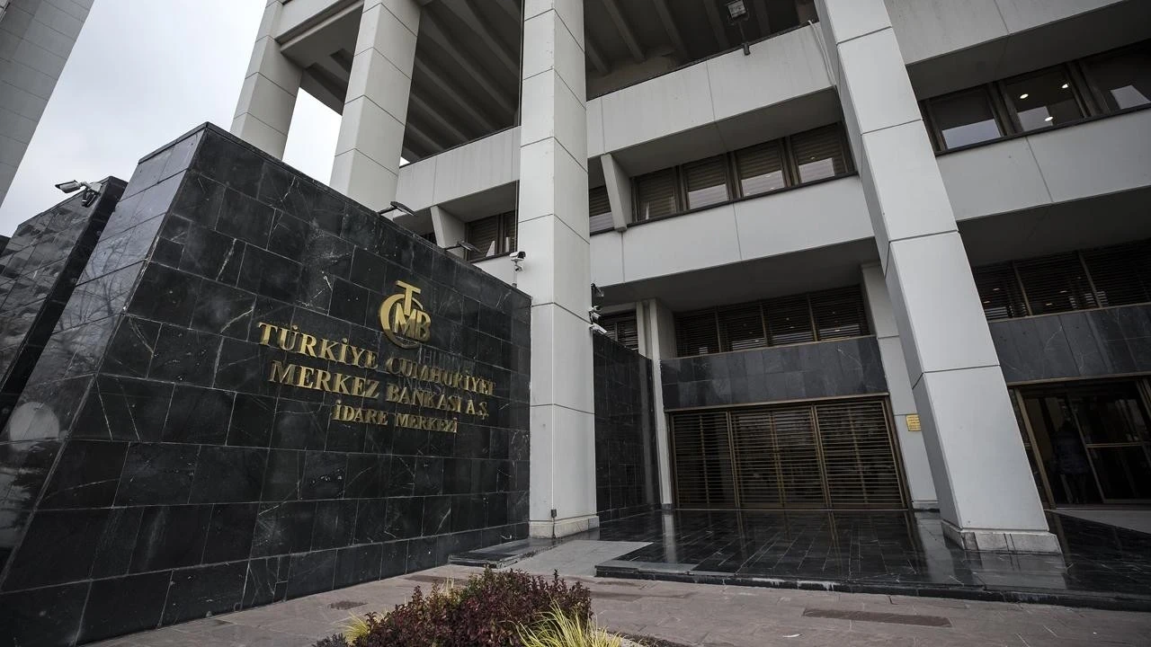 Mevduat kredi faiz marjı banka kârlarını baskılıyor