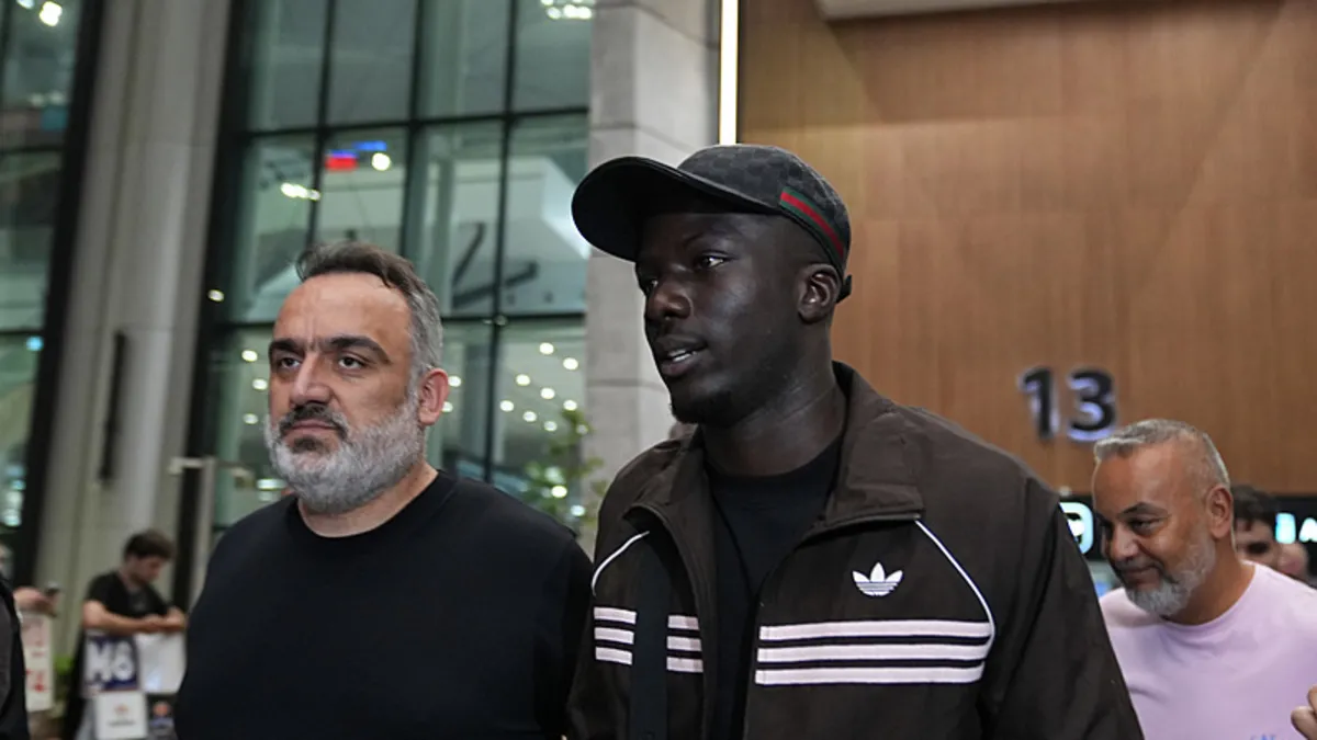 Beşiktaş'ın yeni transferi Kassoum Ouattara, İstanbul'da!