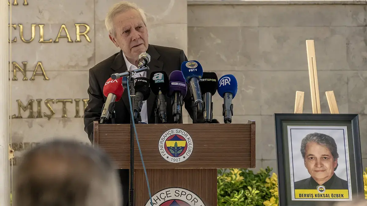 Aziz Yıldırım, Derviş Köksal Özbek için düzenlenen törende gözyaşlarını tutamadı