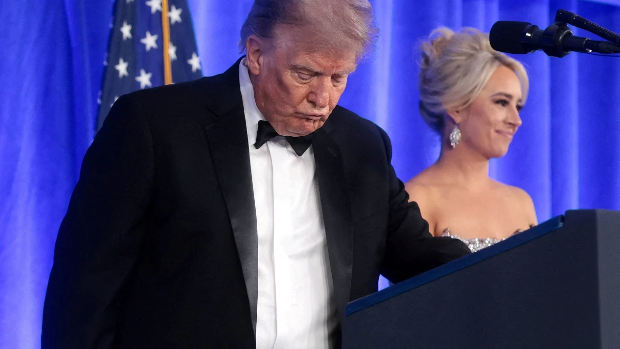 Trump 6 saatte 43 paylaşım yaptı, yapay zekayla ortalığı karıştırdı