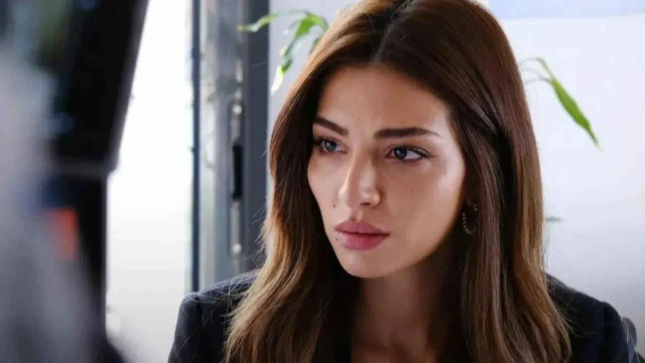 Melisa Aslı Pamuk'un yeni saç stiline beğeni yağdı