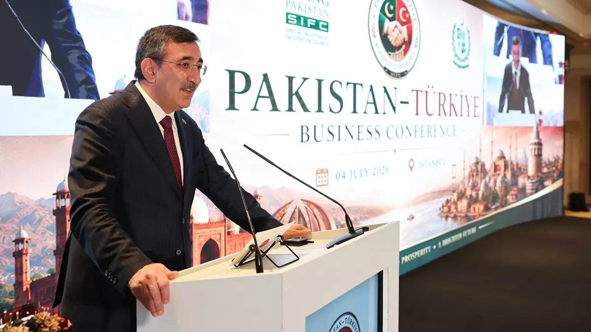 Cumhurbaşkanı Yardımcısı Yılmaz: Pakistan'la dostluğumuzu ticarette ve üretimde de güçlü kılmalıyız