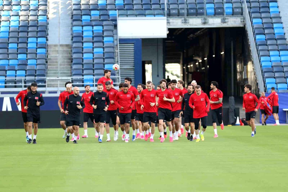 A Milli Futbol Takımı, Los Angeles'taki ilk antrenmanını yaptı