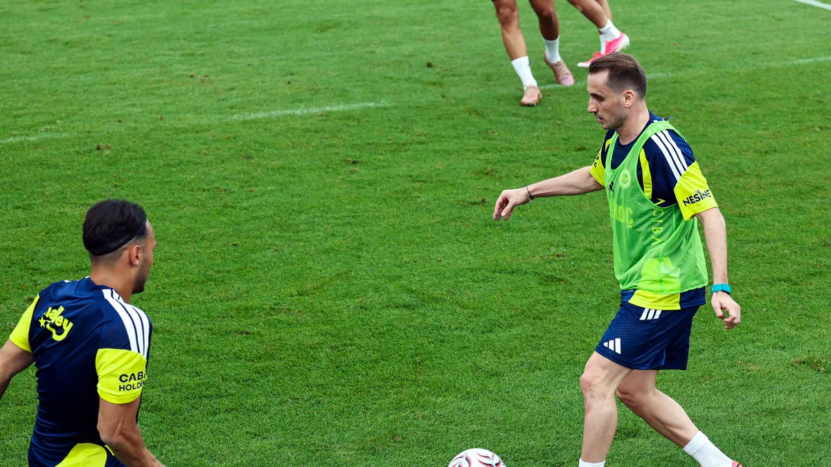 Fenerbahçe, Avusturya kampındaki ilk antrenmanını yaptı