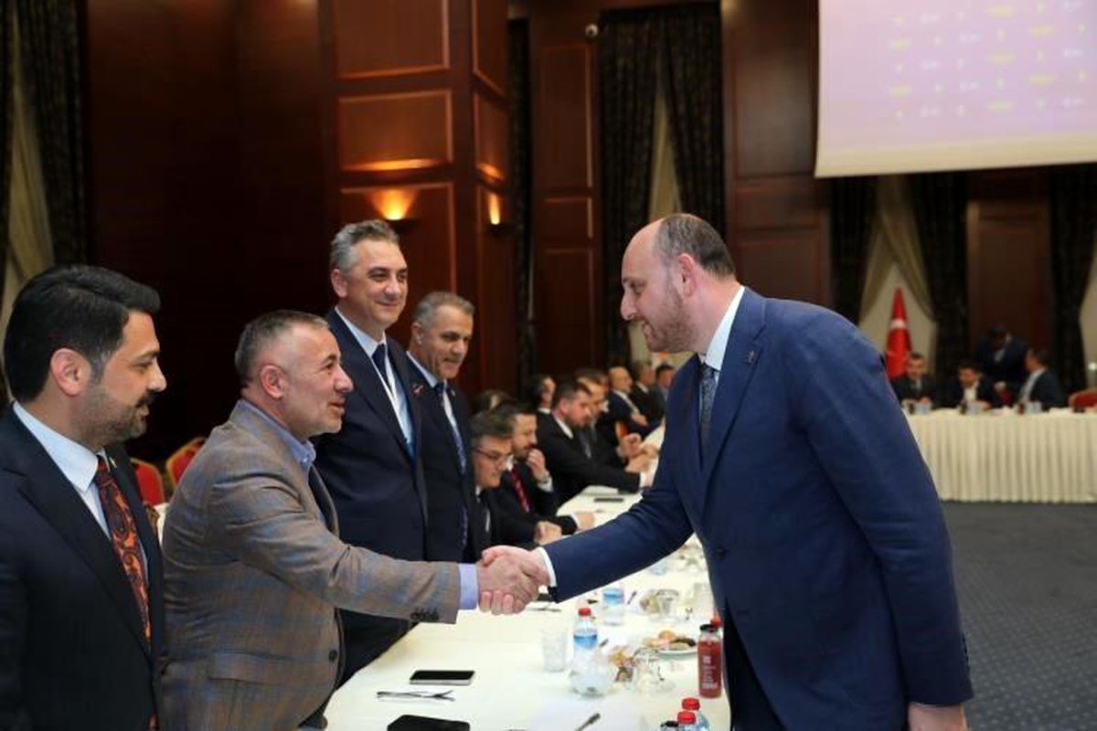 Başkan Yıldırım teşkilat toplantısına katıldı