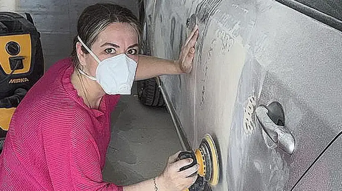 'Erkek mesleği' diyenlere inat sektöre damga vurdu! Müşteriler önce şaşırıyor, sonra sıraya giriyor
