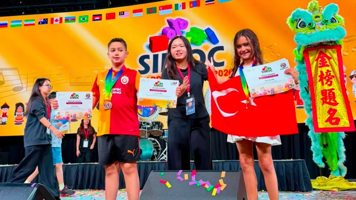 Singapur’daki matematik olimpiyatında gurur günü! İki kardeş kendi kategorilerinde Türkiye birincisi oldu