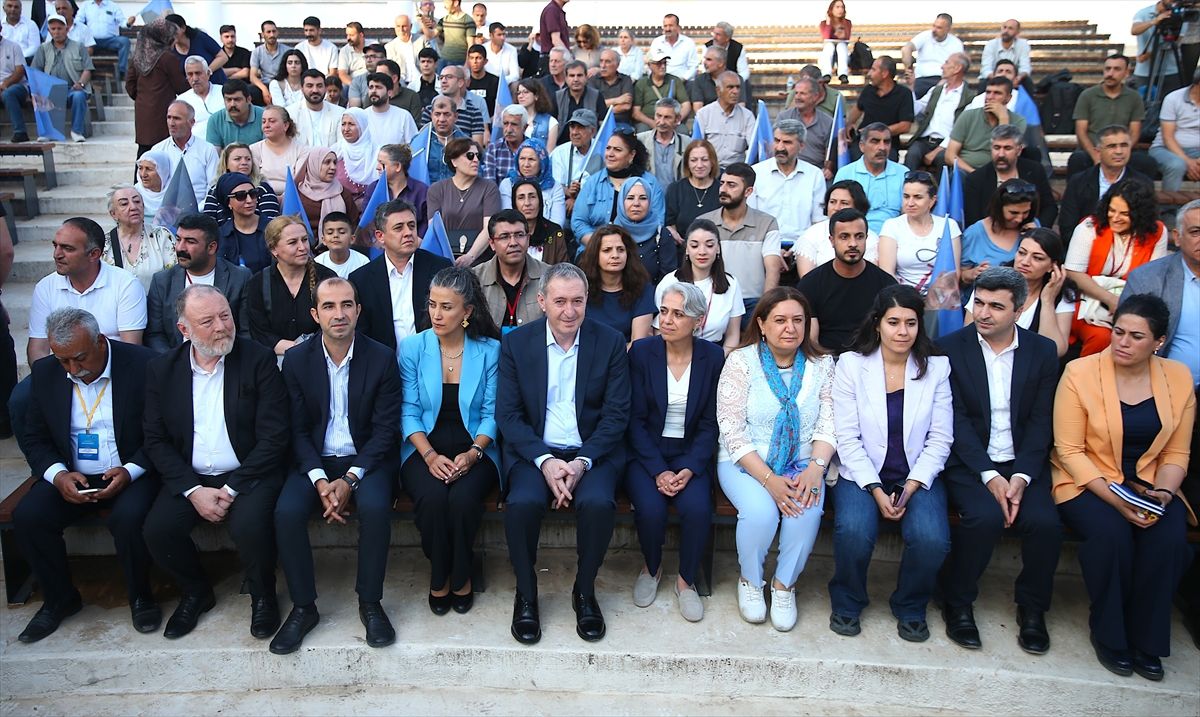 DEM Parti Eş Genel Başkanı Bakırhan, Diyarbakır'da konuştu Açıklaması