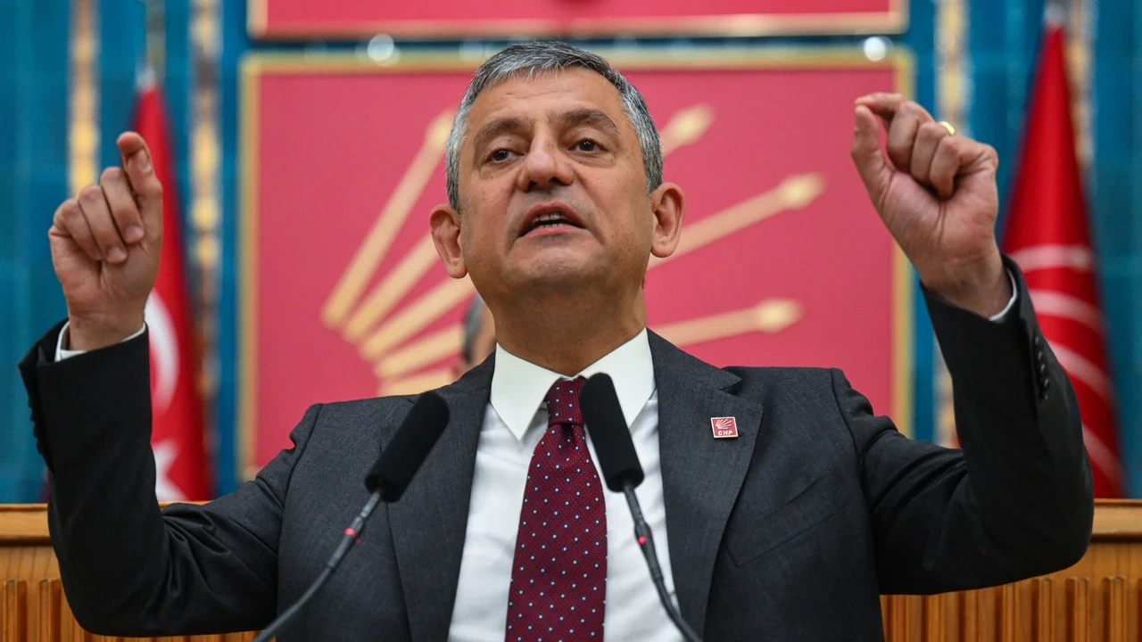 Özgür Özel'den yeni rest! Ya partimizi alacağız ya başka bir yol bulacağız