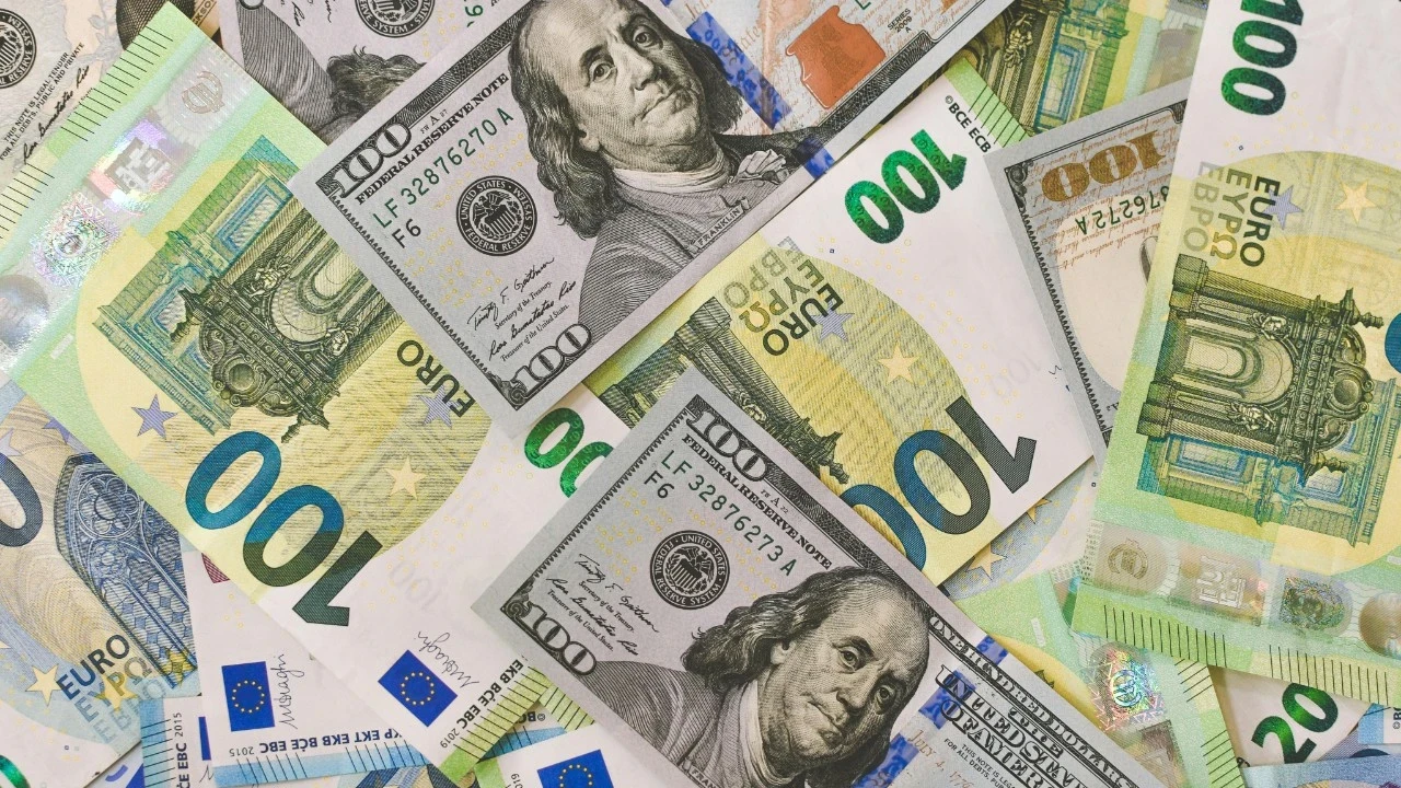 Dolar endeksi son 13 ayın zirvesinde ve yeni zirveler arıyor